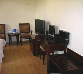 Juranzhijia Business Hotel Жинан Екстериор снимка